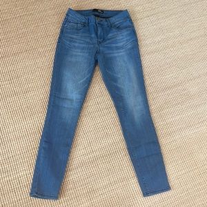 Women’s 1822 Denim Jean Jeggings medium blue Very Stretchy Size 6